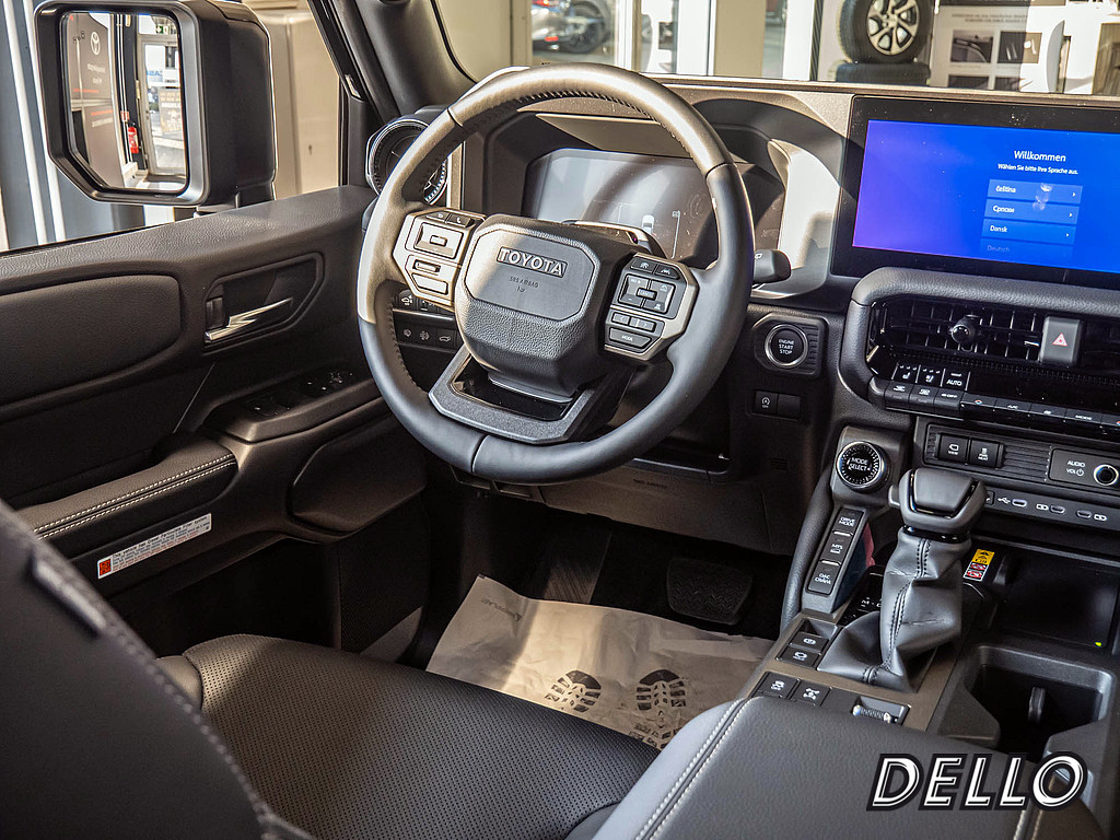 Fahrzeugansicht TOYOTA Land Cruiser 2.8 D-4D Executive - Bild 38