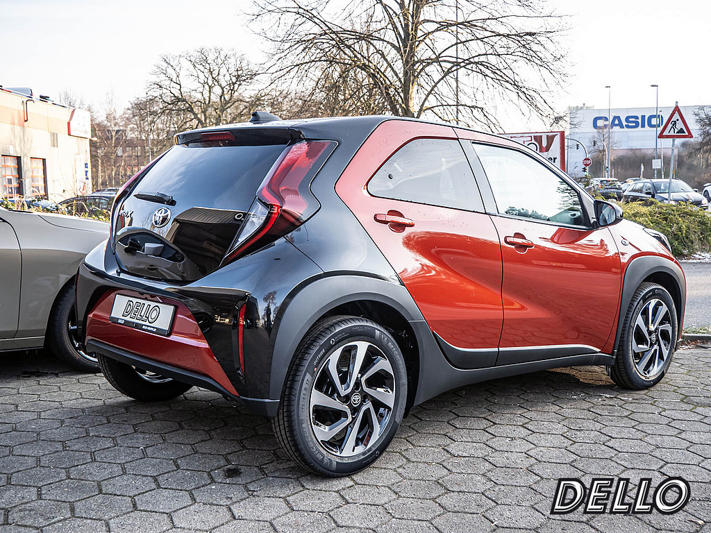 Fahrzeugansicht TOYOTA Aygo X 1.0 Teamplayer - Bild 22