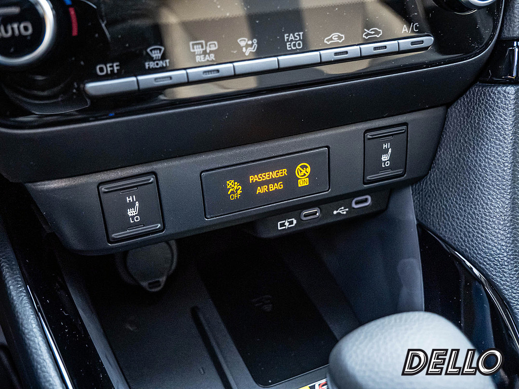 Fahrzeugansicht TOYOTA Yaris Hybrid 1.5 VVT-iE Teamplayer - Bild 10