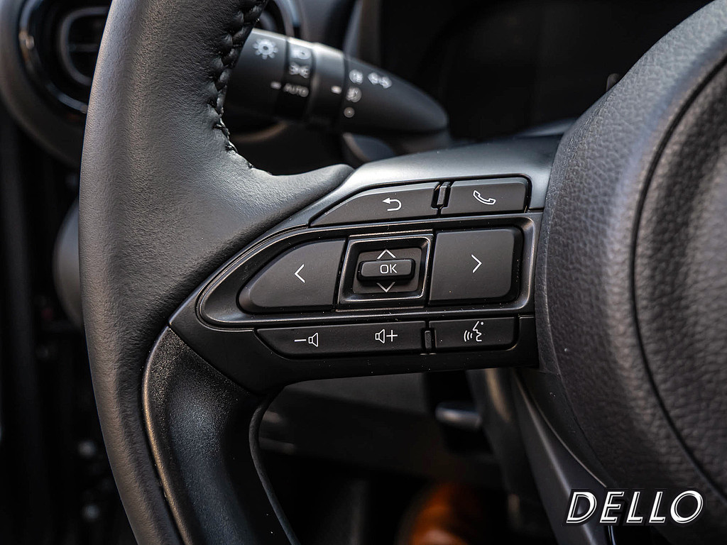 Fahrzeugansicht TOYOTA Yaris Hybrid 1.5 VVT-iE Teamplayer - Bild 15