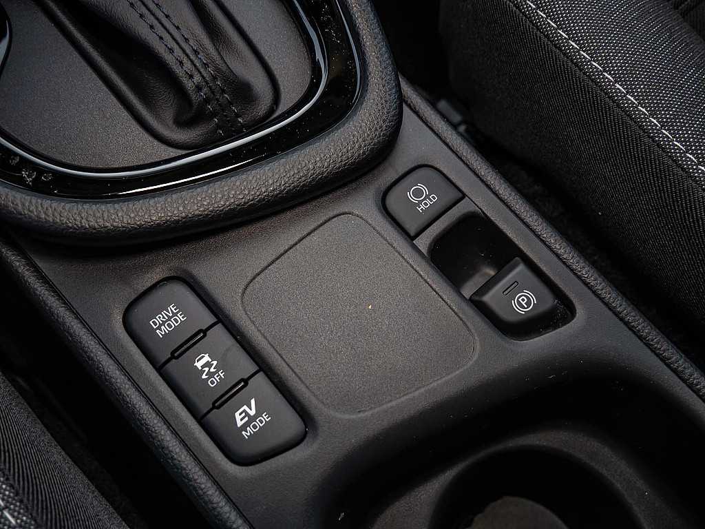 Fahrzeugansicht TOYOTA Yaris Hybrid 1.5 VVT-iE Teamplayer - Bild 14