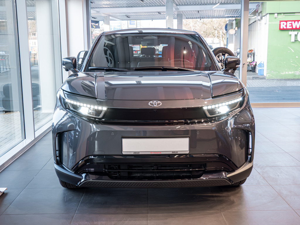 Fahrzeugansicht TOYOTA Urban Cruiser Lounge - Bild 12