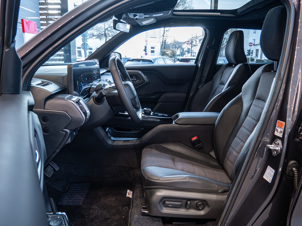 Fahrzeugansicht TOYOTA Urban Cruiser Lounge - Bild 2