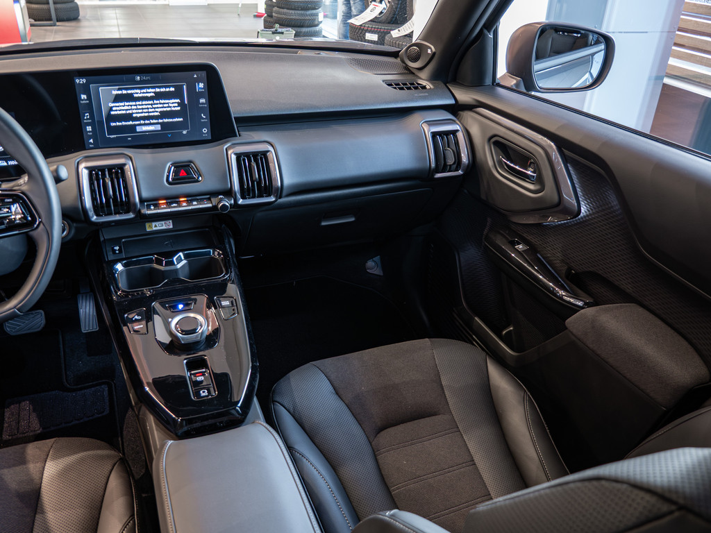 Fahrzeugansicht TOYOTA Urban Cruiser Lounge - Bild 7