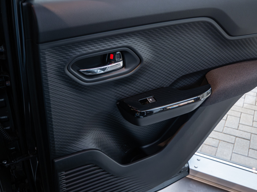 Fahrzeugansicht TOYOTA Urban Cruiser Lounge - Bild 8