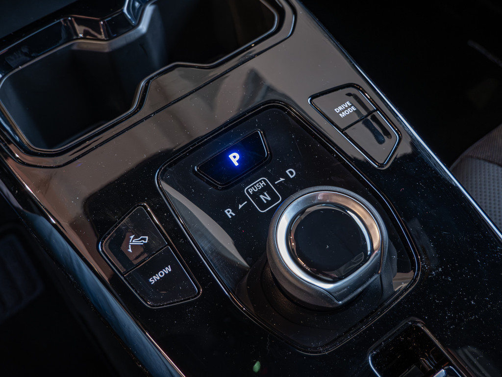 Fahrzeugansicht TOYOTA Urban Cruiser Lounge - Bild 19