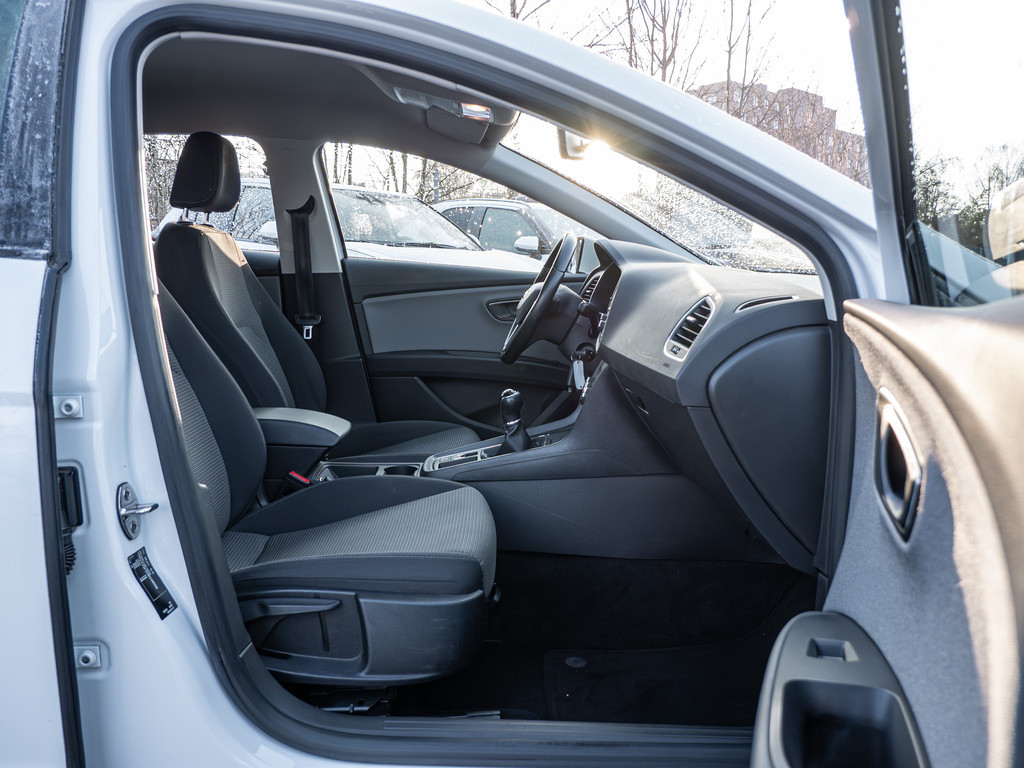 Fahrzeugansicht SEAT Leon ST 1.4 TSI Style - Bild 3