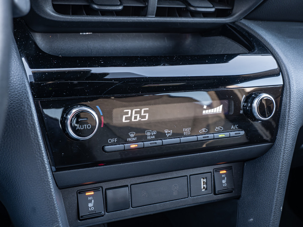 Fahrzeugansicht TOYOTA Yaris Cross Hybrid 1.5 VVT-i Team D - Bild 11