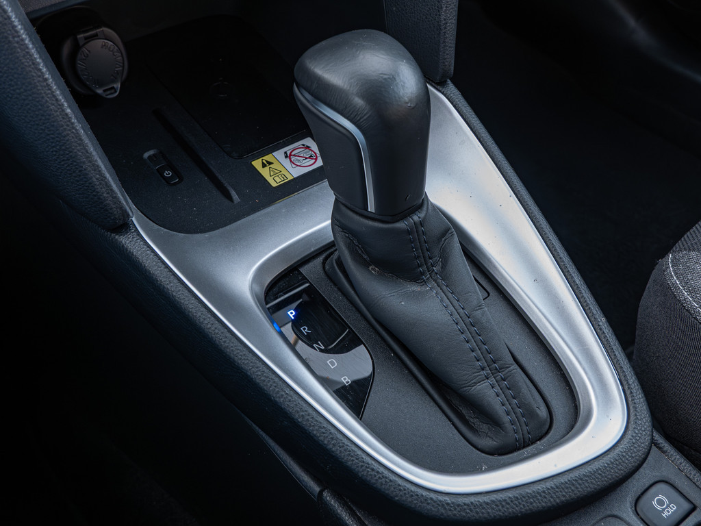 Fahrzeugansicht TOYOTA Yaris Cross Hybrid 1.5 VVT-i Team D - Bild 15