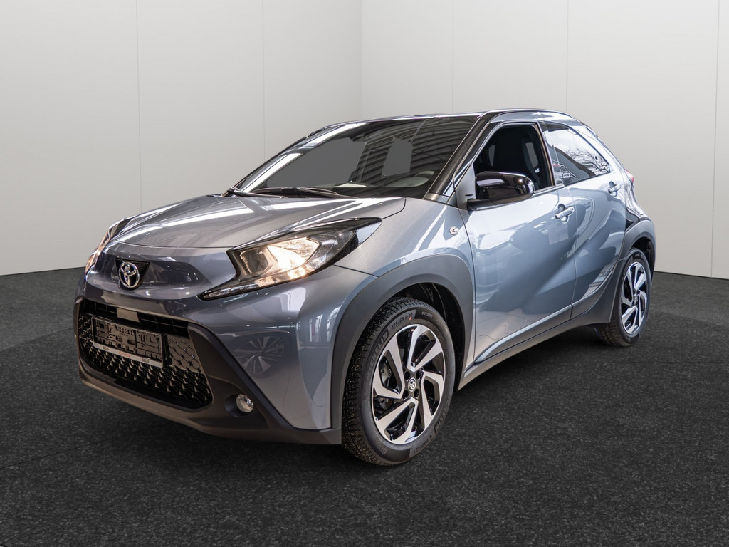 TOYOTA Aygo X 1.0 Teamplayer