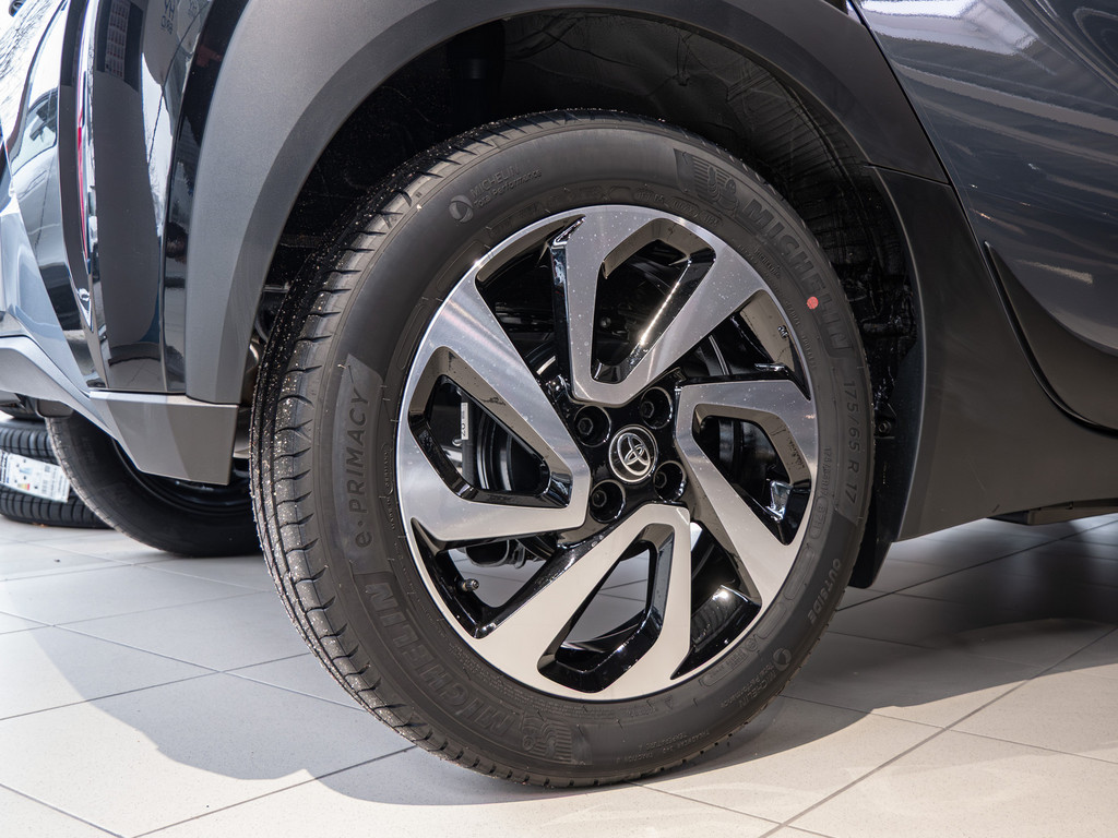 Fahrzeugansicht TOYOTA Aygo X 1.0 Teamplayer - Bild 34