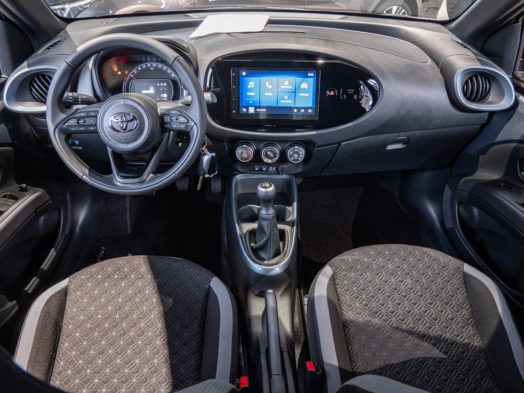 Fahrzeugansicht TOYOTA Aygo X 1.0 Teamplayer - Bild 37