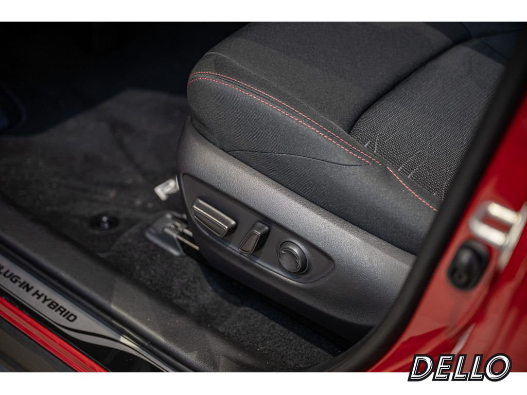 Fahrzeugansicht TOYOTA RAV 4 2.5 Plug-in Hybrid 4x4 Teamplayer - Bild 36