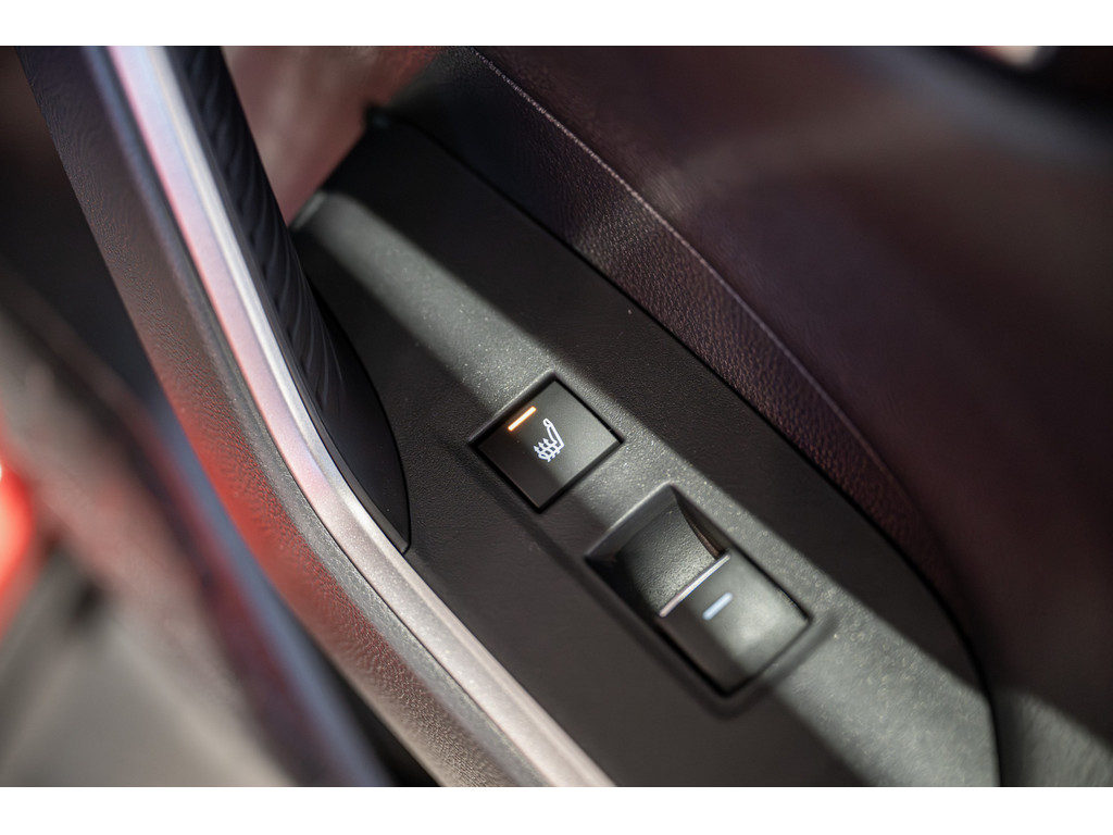 Fahrzeugansicht TOYOTA RAV 4 2.5 Plug-in Hybrid 4x4 Teamplayer - Bild 9