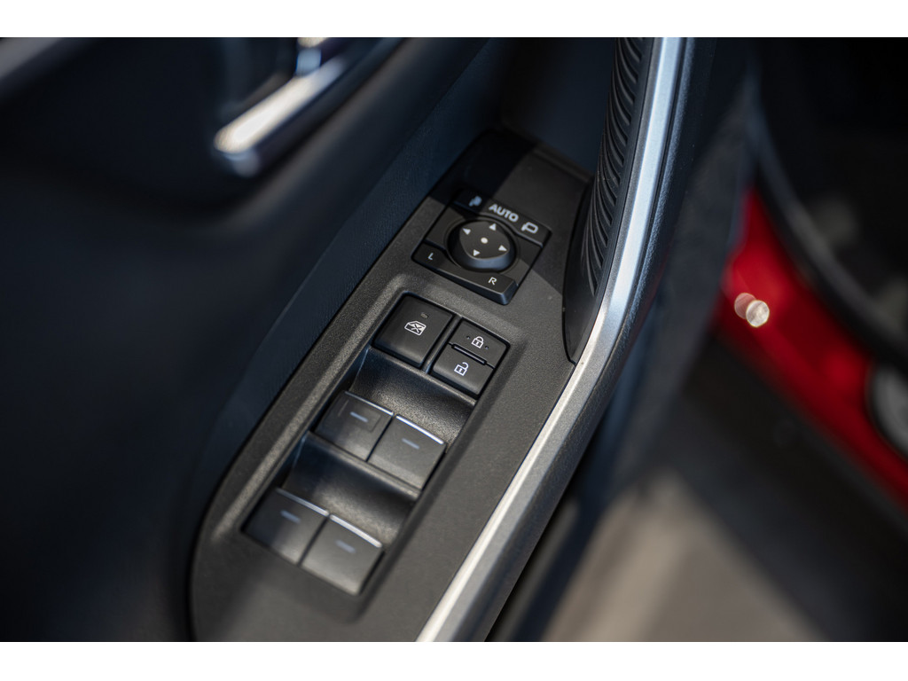 Fahrzeugansicht TOYOTA RAV 4 2.5 Plug-in Hybrid 4x4 Teamplayer - Bild 39