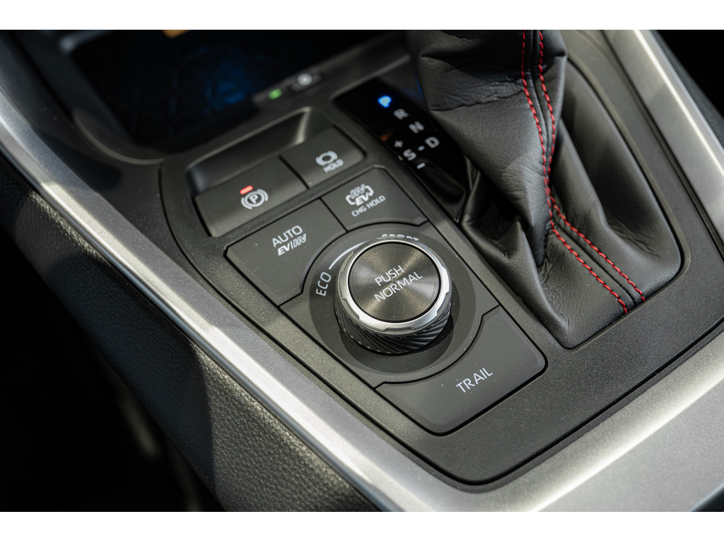 Fahrzeugansicht TOYOTA RAV 4 2.5 Plug-in Hybrid 4x4 Teamplayer - Bild 24