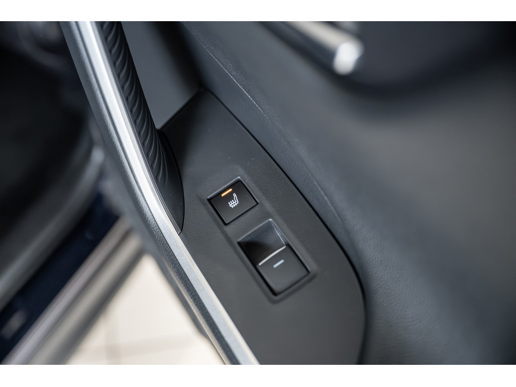 Fahrzeugansicht TOYOTA RAV4 2.5 Plug-in Hybrid 4x4 Teamplayer - Bild 7