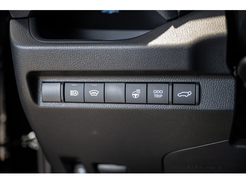 Fahrzeugansicht TOYOTA RAV4 2.5 Plug-in Hybrid 4x4 Teamplayer - Bild 33