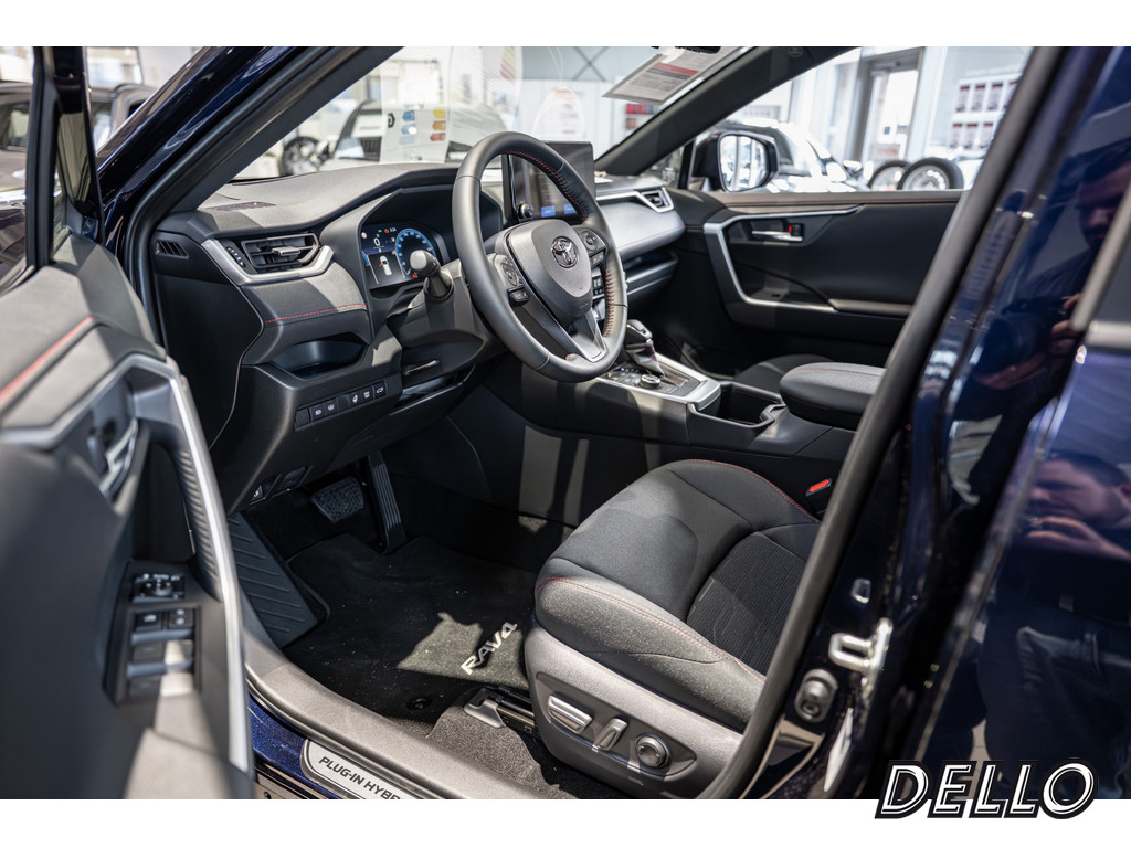 Fahrzeugansicht TOYOTA RAV 4 2.5 Plug-in Hybrid 4x4 Teamplayer - Bild 3