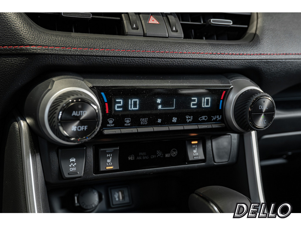 Fahrzeugansicht TOYOTA RAV 4 2.5 Plug-in Hybrid 4x4 Teamplayer - Bild 19