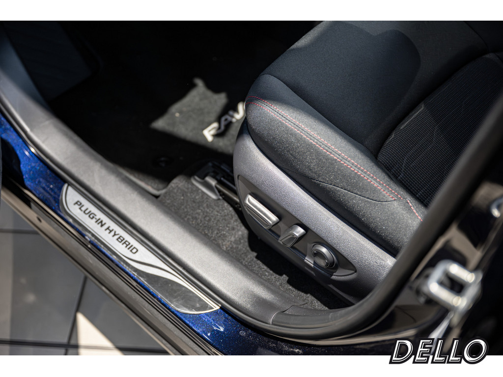 Fahrzeugansicht TOYOTA RAV 4 2.5 Plug-in Hybrid 4x4 Teamplayer - Bild 35