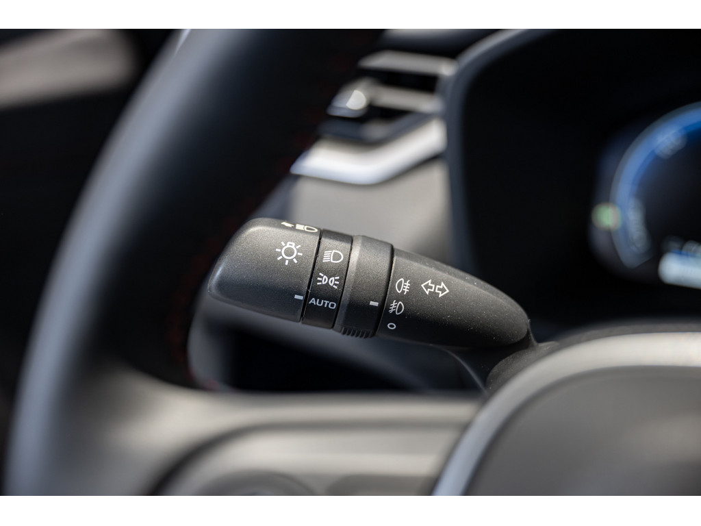 Fahrzeugansicht TOYOTA RAV 4 2.5 Plug-in Hybrid 4x4 Teamplayer - Bild 31