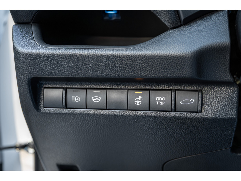 Fahrzeugansicht TOYOTA RAV 4 2.5 Plug-in Hybrid 4x4 Teamplayer - Bild 37