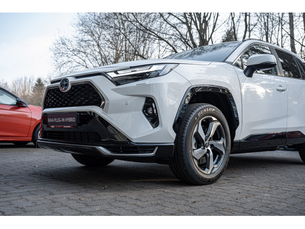 Fahrzeugansicht TOYOTA RAV 4 2.5 Plug-in Hybrid 4x4 Teamplayer - Bild 47