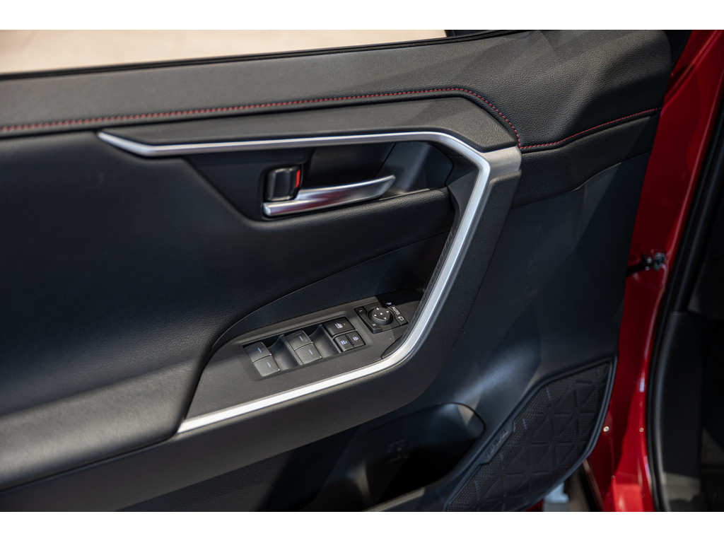 Fahrzeugansicht TOYOTA RAV 4 2.5 Plug-in Hybrid 4x4 Teamplayer - Bild 38