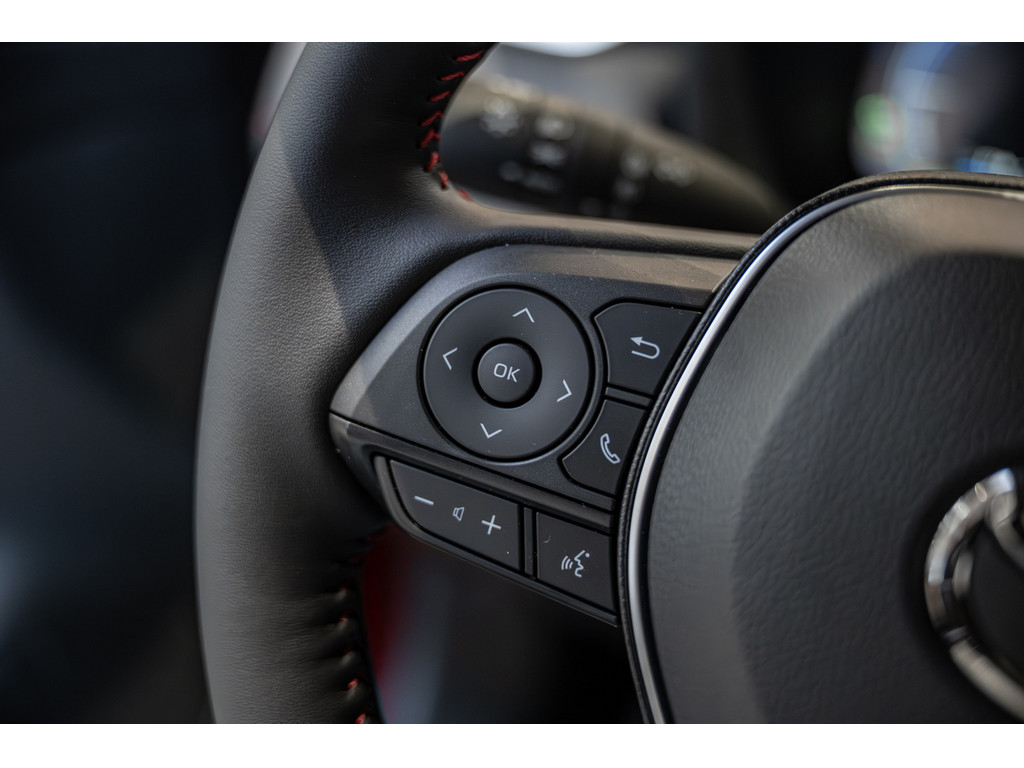 Fahrzeugansicht TOYOTA RAV 4 2.5 Plug-in Hybrid 4x4 Teamplayer - Bild 32