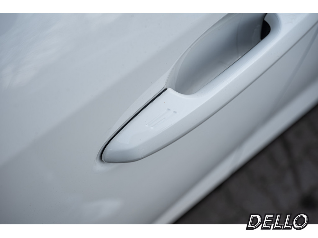 Fahrzeugansicht TOYOTA RAV 4 2.5 Plug-in Hybrid 4x4 Teamplayer - Bild 2