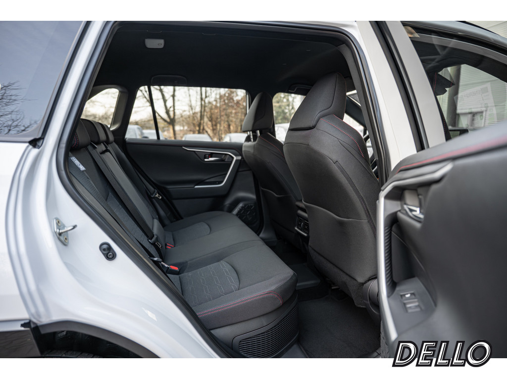 Fahrzeugansicht TOYOTA RAV 4 2.5 Plug-in Hybrid 4x4 Teamplayer - Bild 6