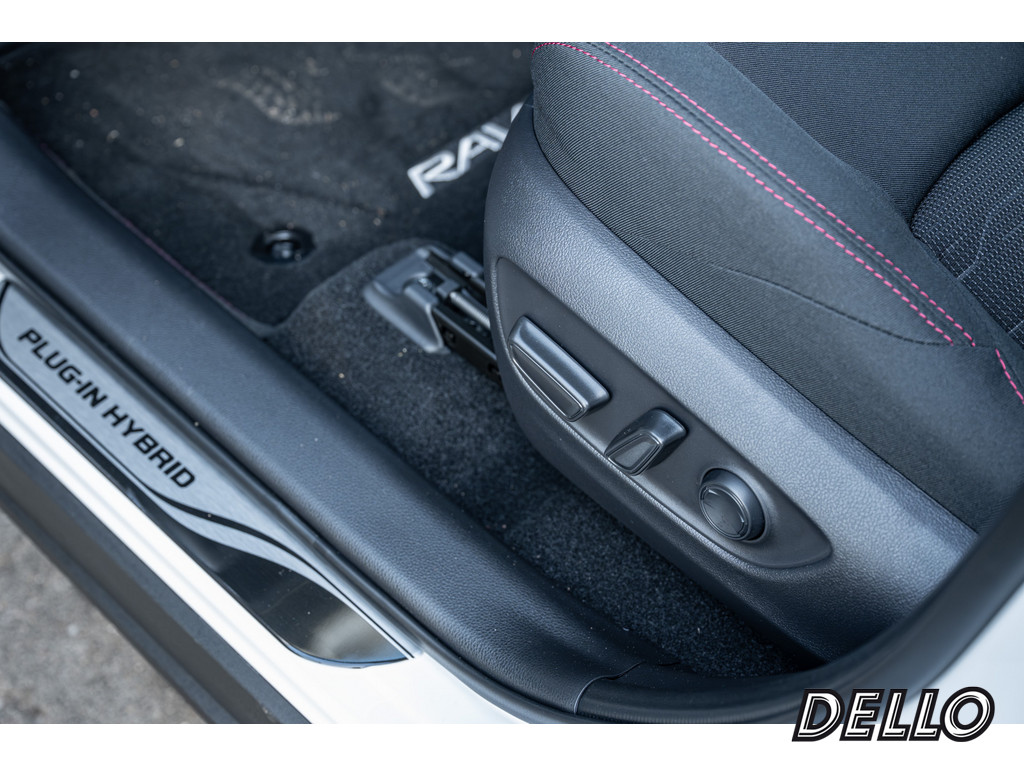 Fahrzeugansicht TOYOTA RAV 4 2.5 Plug-in Hybrid 4x4 Teamplayer - Bild 39