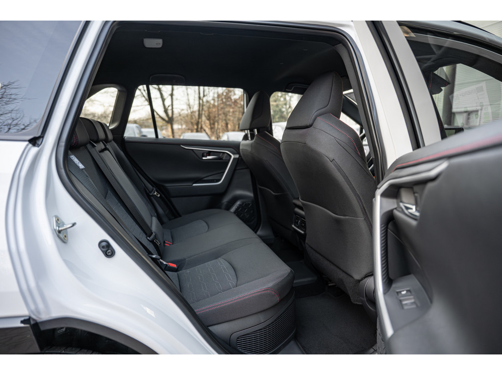 Fahrzeugansicht TOYOTA RAV 4 2.5 Plug-in Hybrid 4x4 Teamplayer - Bild 6