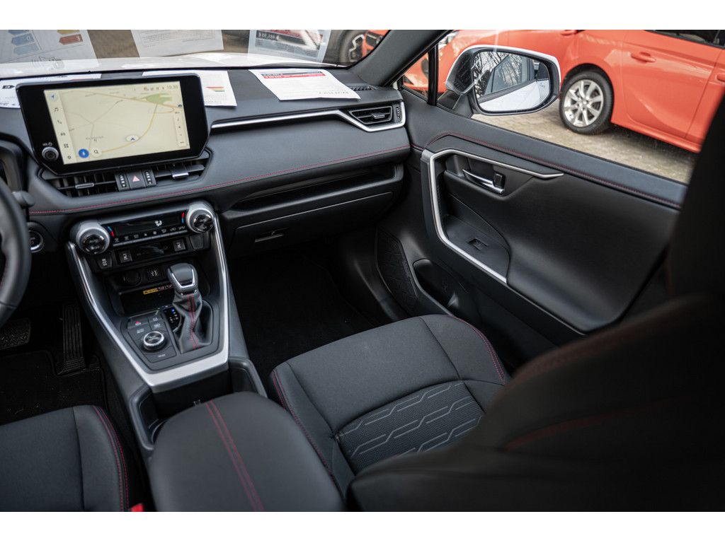 Fahrzeugansicht TOYOTA RAV 4 2.5 Plug-in Hybrid 4x4 Teamplayer - Bild 9