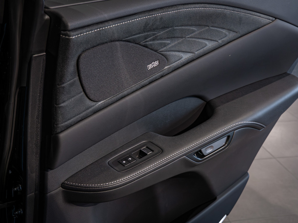 Fahrzeugansicht LEXUS RX 450h + E-Four Luxury - Bild 7