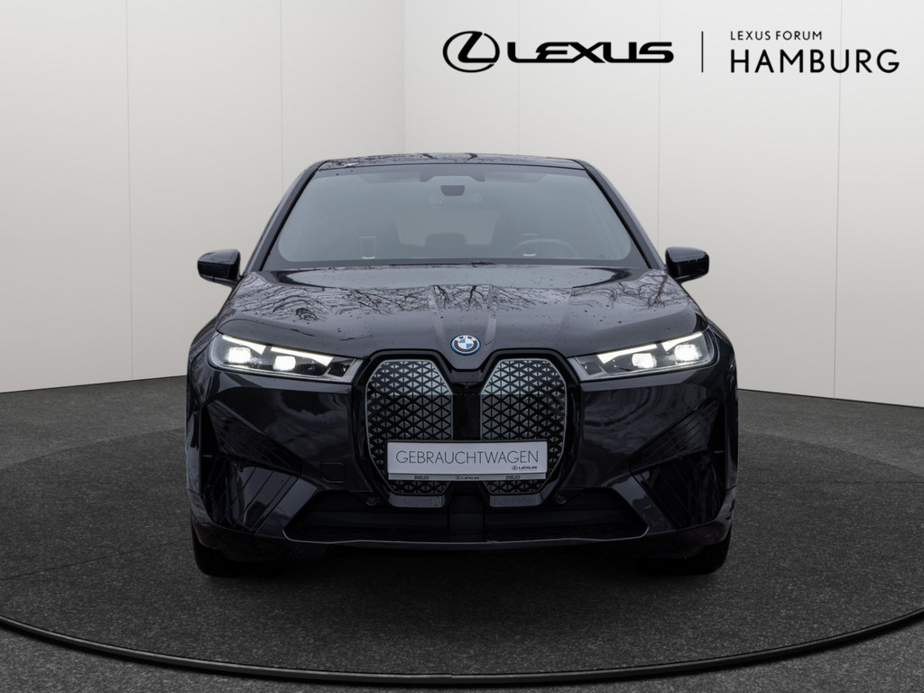 Fahrzeugansicht BMW iX xDrive40 SPORT ELEKTRO - Bild 12