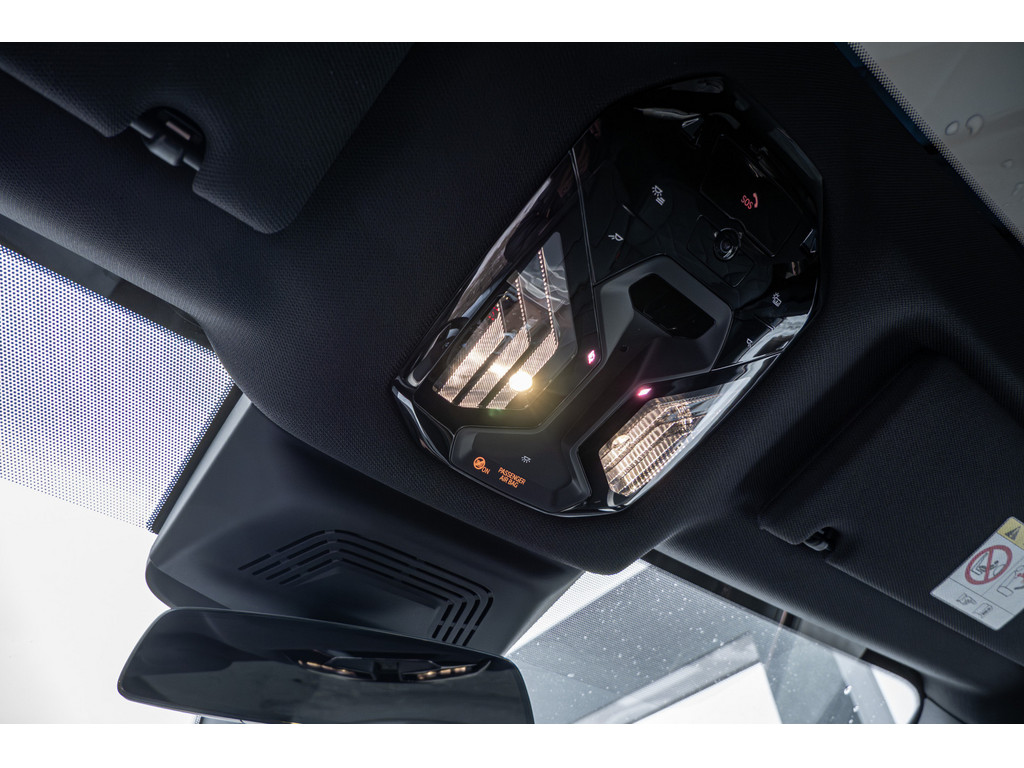 Fahrzeugansicht BMW iX xDrive40 SPORT ELEKTRO - Bild 21