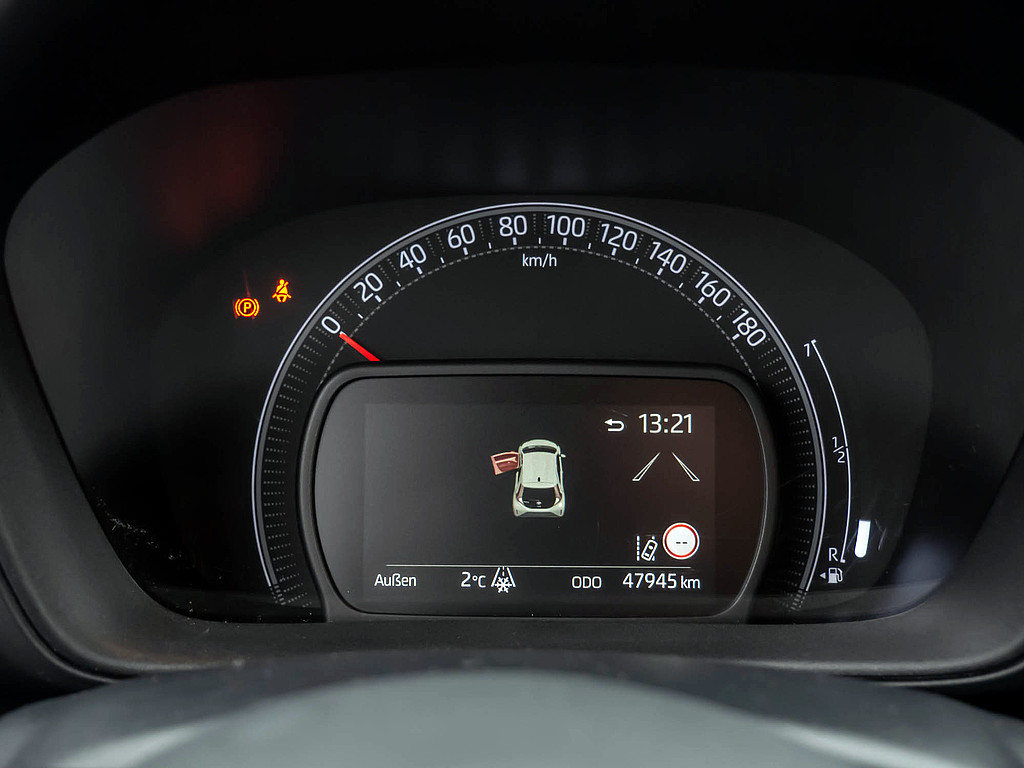 Fahrzeugansicht TOYOTA Aygo 1.0 - Bild 18