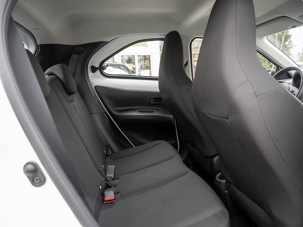 Fahrzeugansicht TOYOTA Aygo 1.0 - Bild 29