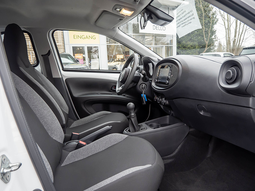 Fahrzeugansicht TOYOTA Aygo 1.0 - Bild 29