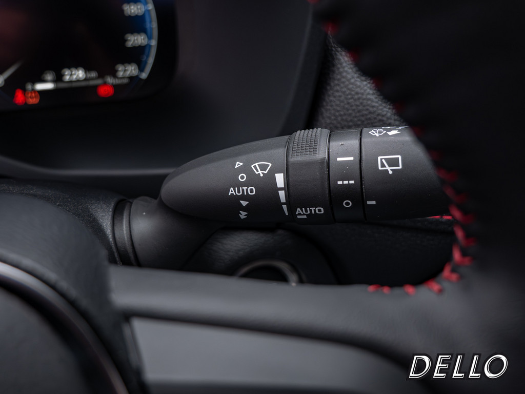 Fahrzeugansicht TOYOTA RAV 4 2.5 Plug-in Hybrid 4x4 Teamplayer - Bild 28