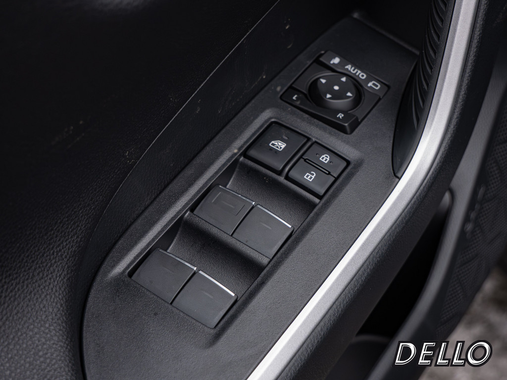 Fahrzeugansicht TOYOTA RAV 4 2.5 Plug-in Hybrid 4x4 Teamplayer - Bild 40