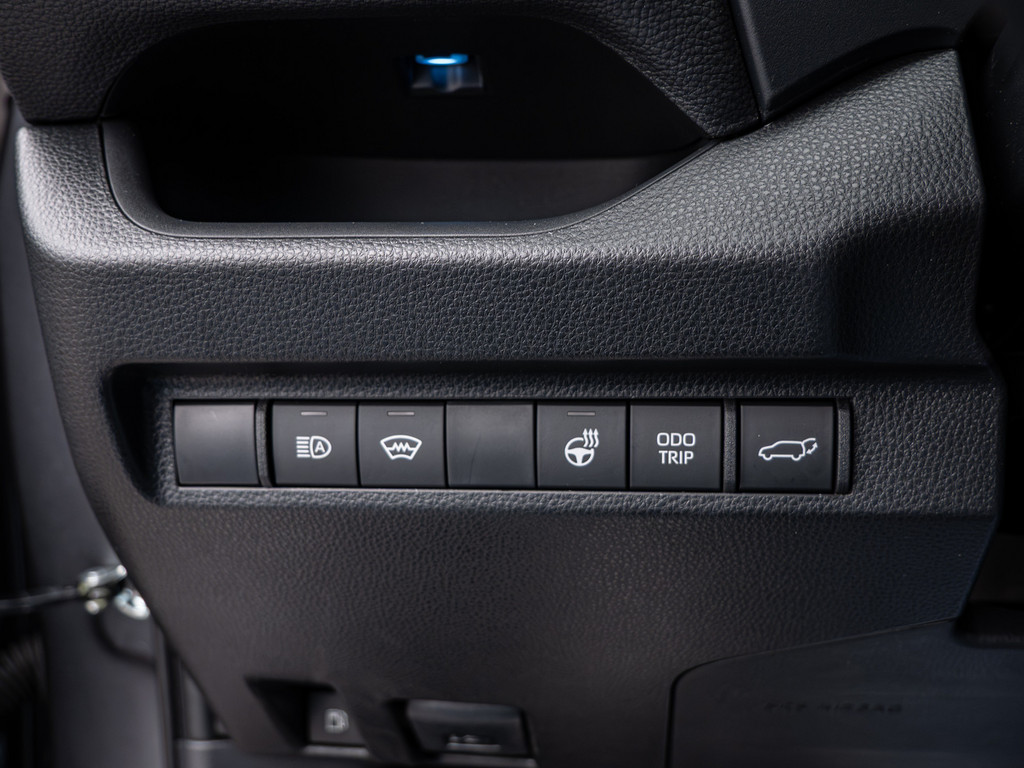 Fahrzeugansicht TOYOTA RAV 4 2.5 Plug-in Hybrid 4x4 Teamplayer - Bild 35