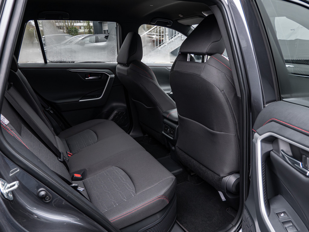 Fahrzeugansicht TOYOTA RAV 4 2.5 Plug-in Hybrid 4x4 Teamplayer - Bild 47