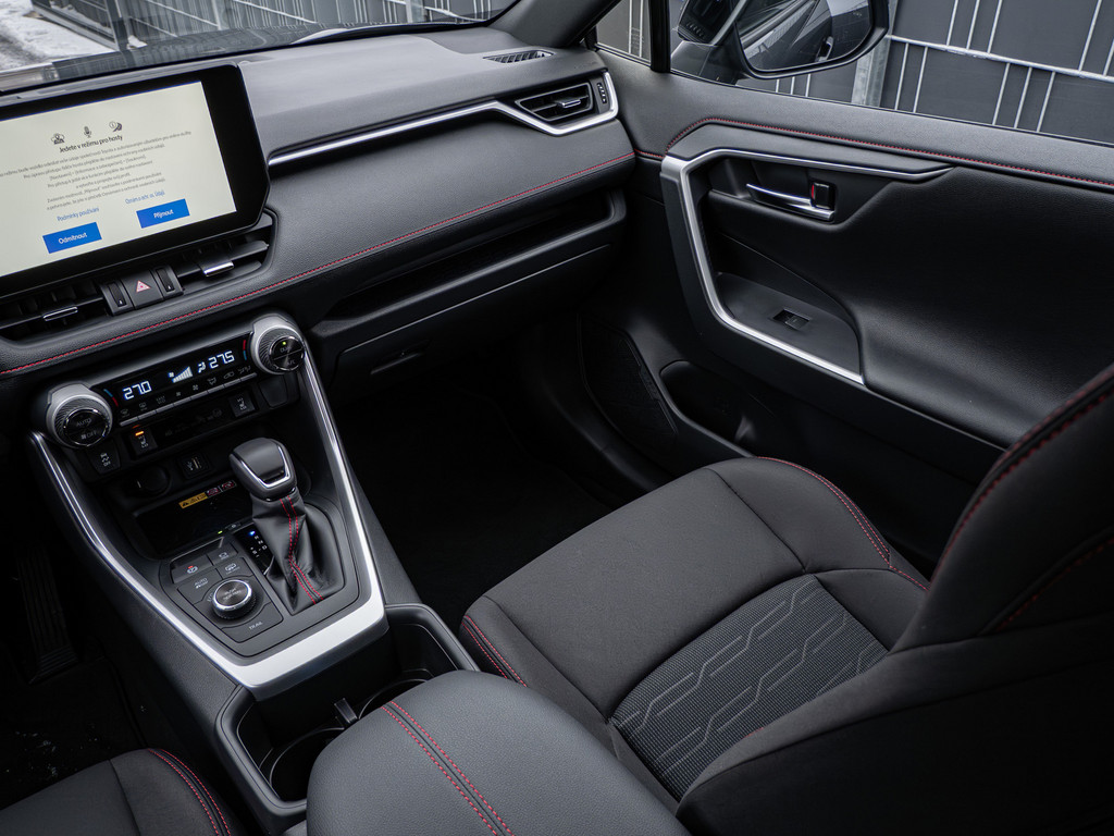 Fahrzeugansicht TOYOTA RAV 4 2.5 Plug-in Hybrid 4x4 Teamplayer - Bild 6