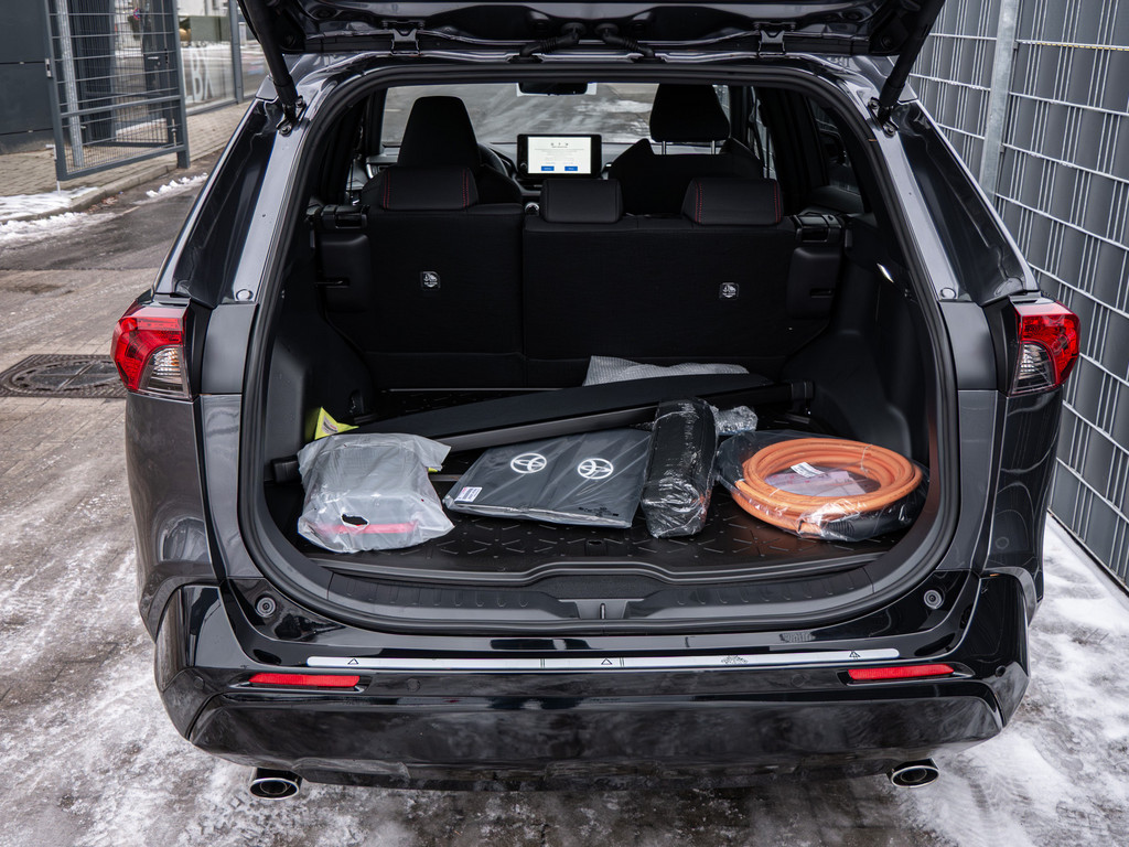 Fahrzeugansicht TOYOTA RAV 4 2.5 Plug-in Hybrid 4x4 Teamplayer - Bild 7