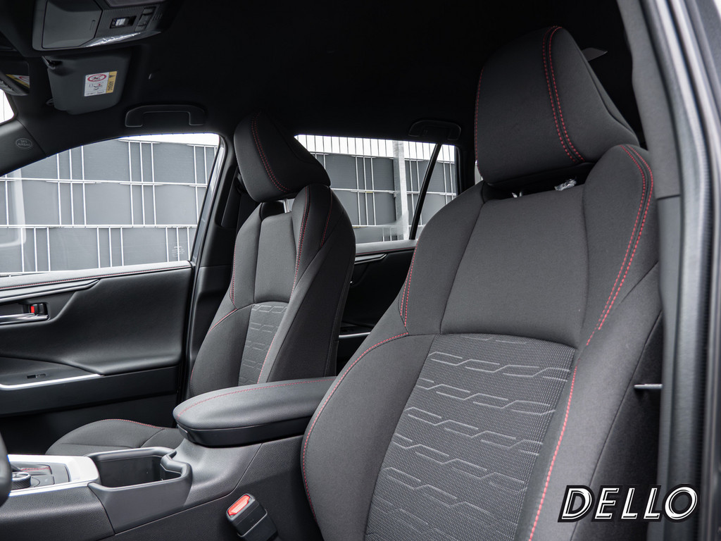 Fahrzeugansicht TOYOTA RAV 4 2.5 Plug-in Hybrid 4x4 Teamplayer - Bild 41