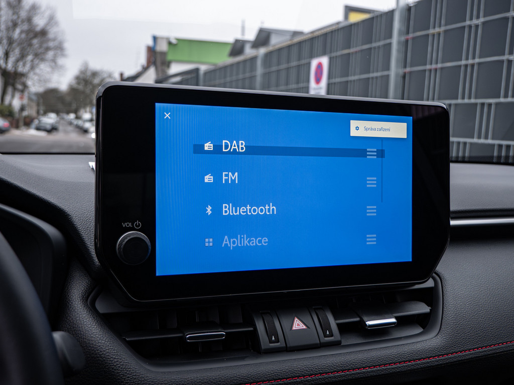 Fahrzeugansicht TOYOTA RAV 4 2.5 Plug-in Hybrid 4x4 Teamplayer - Bild 14