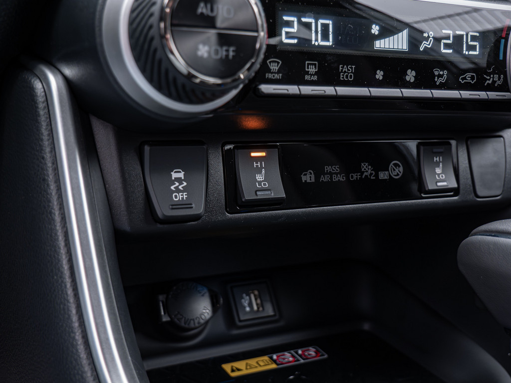 Fahrzeugansicht TOYOTA RAV 4 2.5 Plug-in Hybrid 4x4 Teamplayer - Bild 19